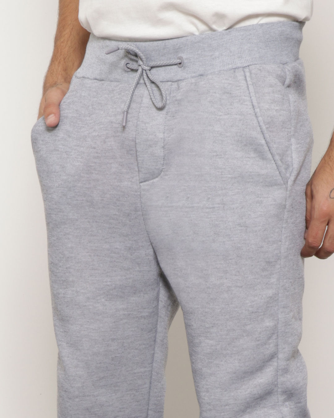 Calca-Moletom-Masculina-Jogger-Estampa-Na-Barra-Cinza