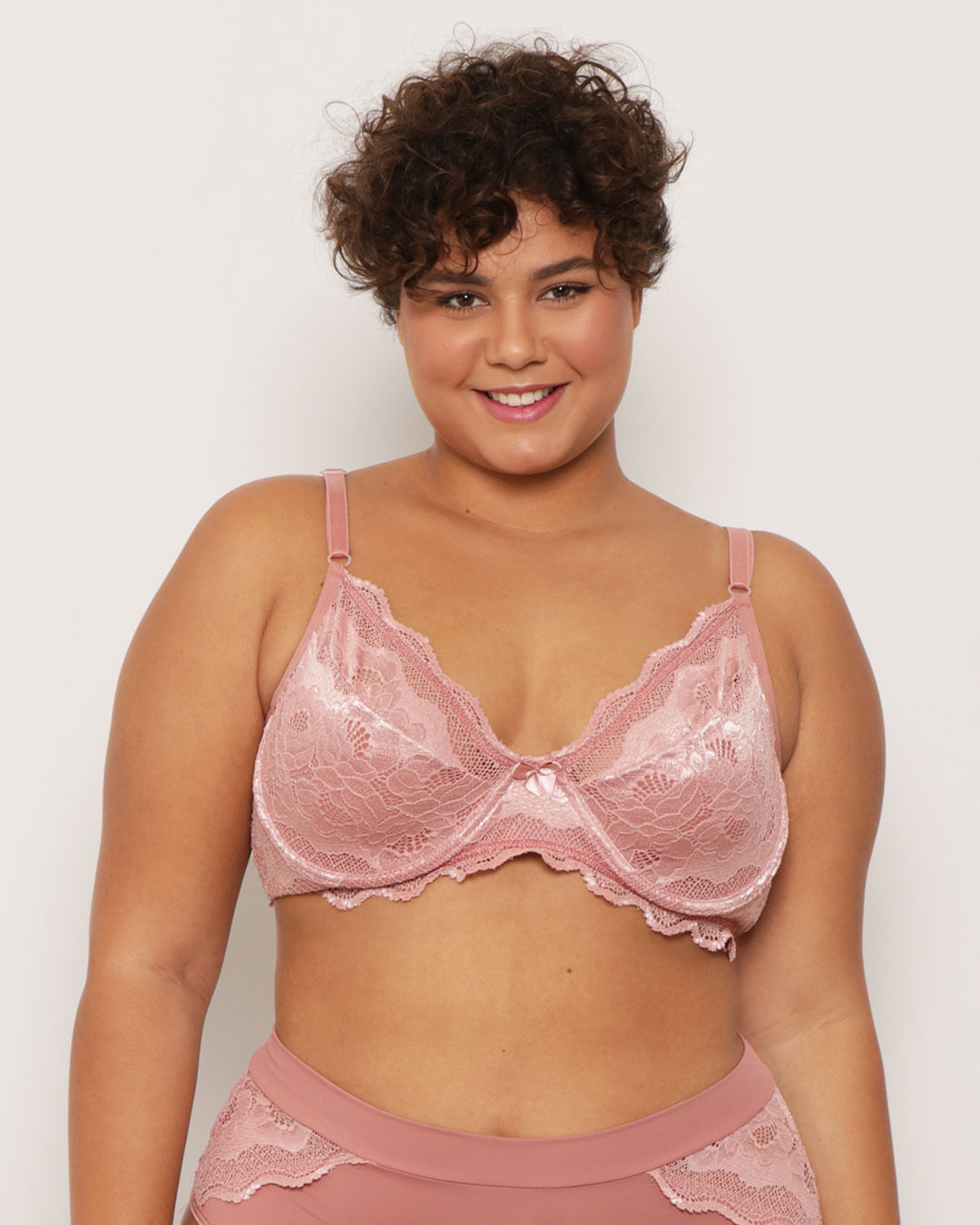 Sutia-Plus-Size-Feminino-Base-Sem-Bojo-e-Renda-Trabalhada-Bege