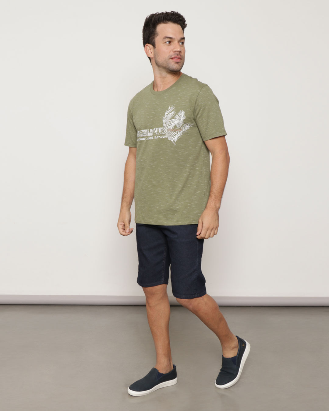 Camiseta-Masculina-Flame-Com-Estampa-Verde