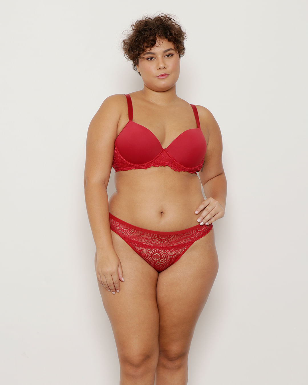 Sutia-Plus-Size-Feminino-Base-e-Renda-Vazada-Vermelho