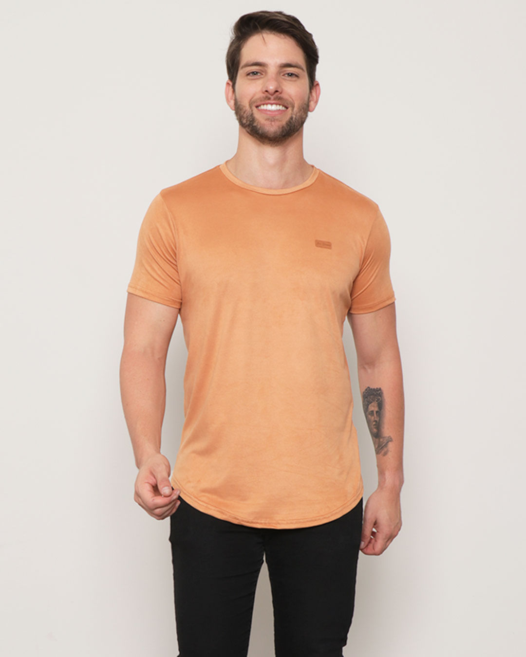 Camiseta-Masculina-Suede-Long-Line-Basica-Marrom