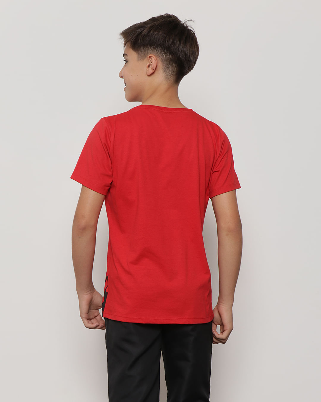 Camiseta-Juvenil-Manga-Curta-Estampa-Chamas-Vermelha