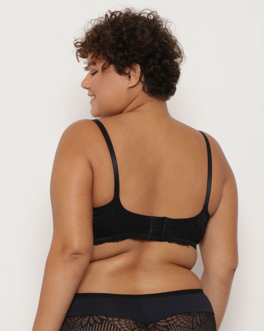 Sutia-Plus-Size-Feminino-Base-Bojo-Casca-e-Renda-Preto