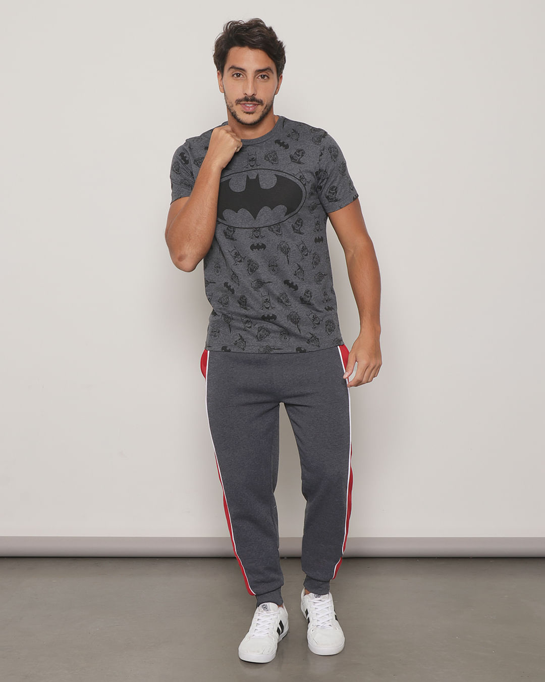 Camiseta-Masculina-Manga-Curta-Batman-Cinza-Mescla