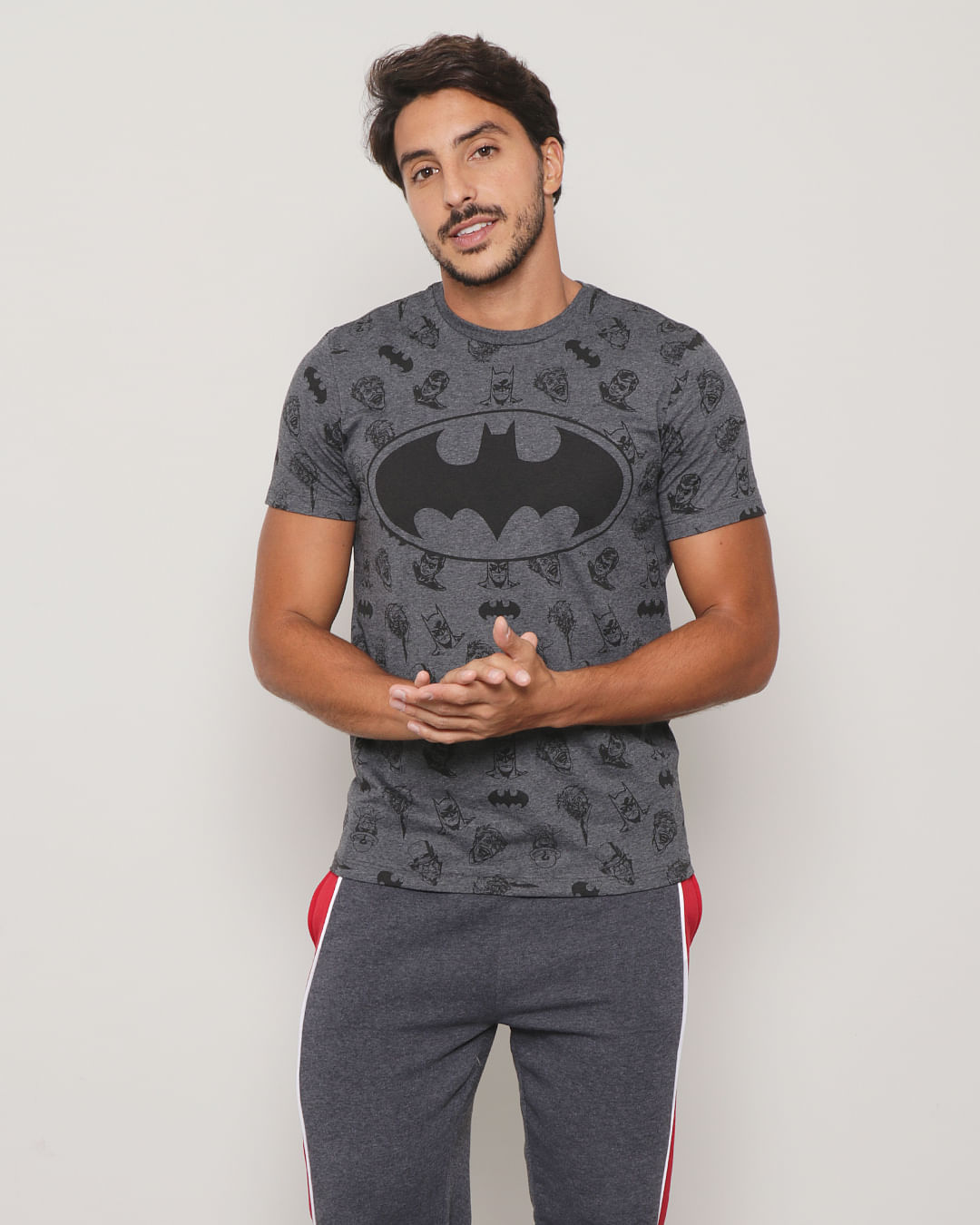 Camiseta-Masculina-Manga-Curta-Batman-Cinza-Mescla