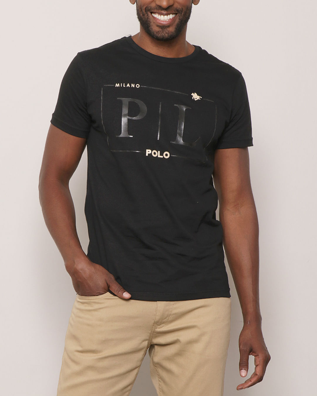 Camiseta-Masculina-Estampa-Polo-Preto-