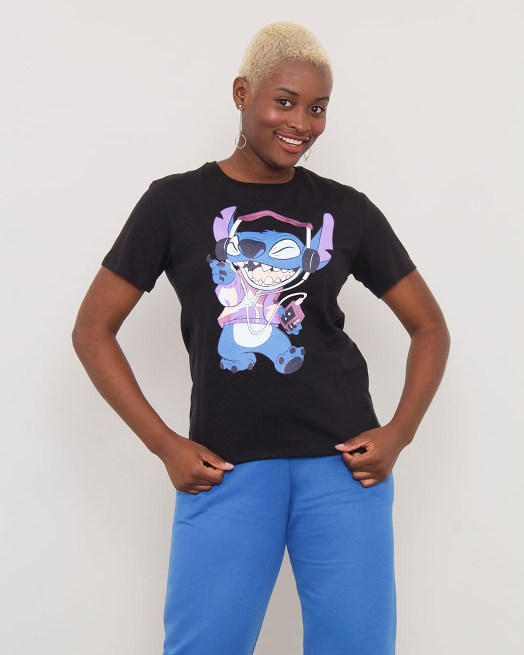 Camiseta-Feminina-Manga-Curta-Stitch-Disney-Preta