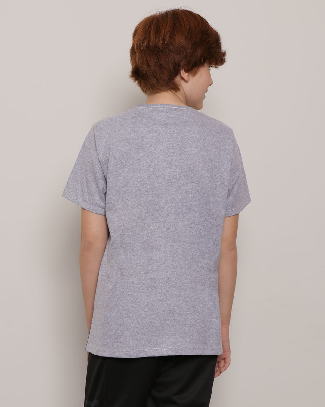 Camiseta-Juvenil-Manga-Curta-Estampa-Skateboard-e-Chamas-Cinza