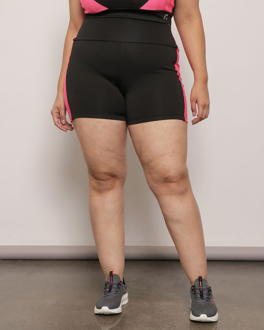 Short-Plus-Size-Feminino-Fitness-Fitter-Ciclista-Fitter-Preto