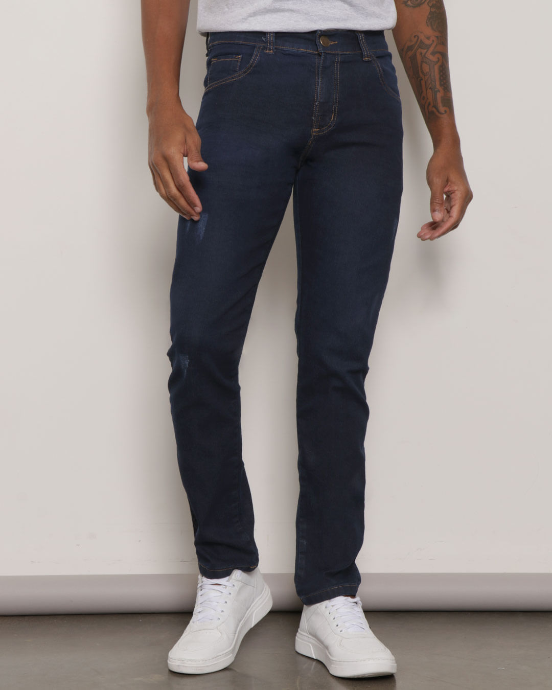 Calca-Jeans-Masculina-Com-Puidos-Reta-Azul