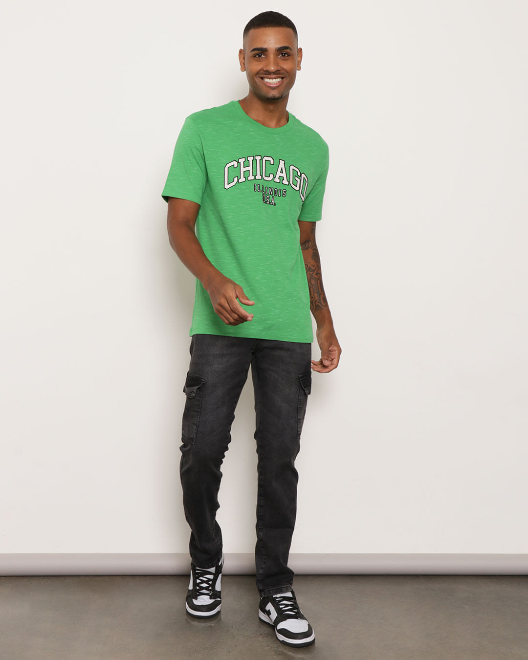 Camiseta-Masculina-Manga-Curta-Estampa-Verde