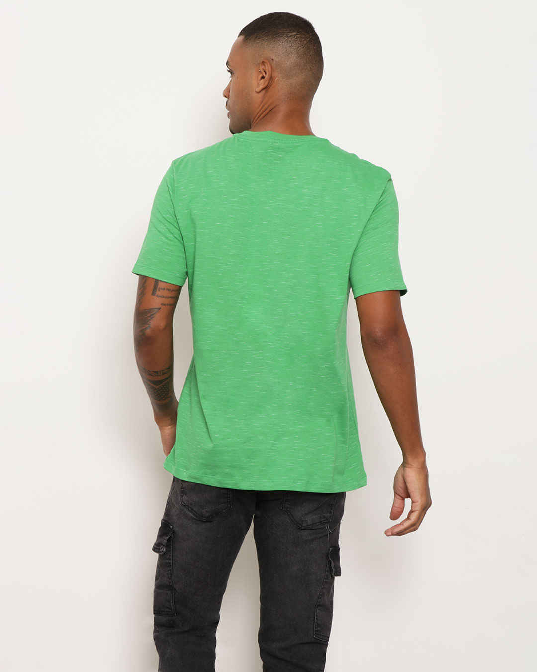 Camiseta-Masculina-Manga-Curta-Estampa-Verde