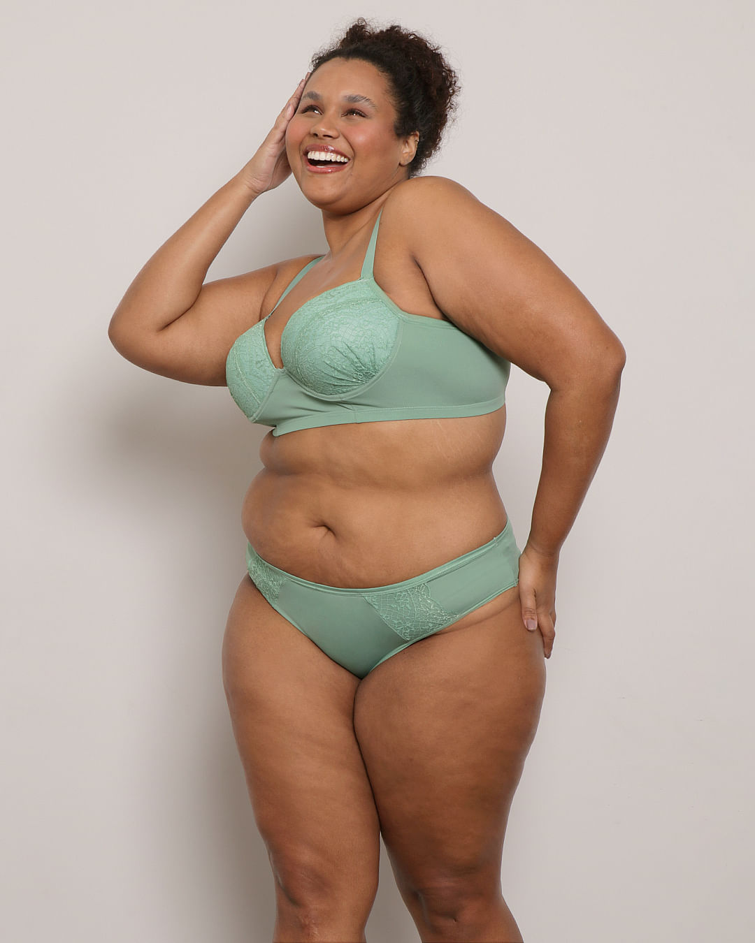 Sutia-Plus-Size-Feminino-Avulso-com-Bojo-Renda-Verde