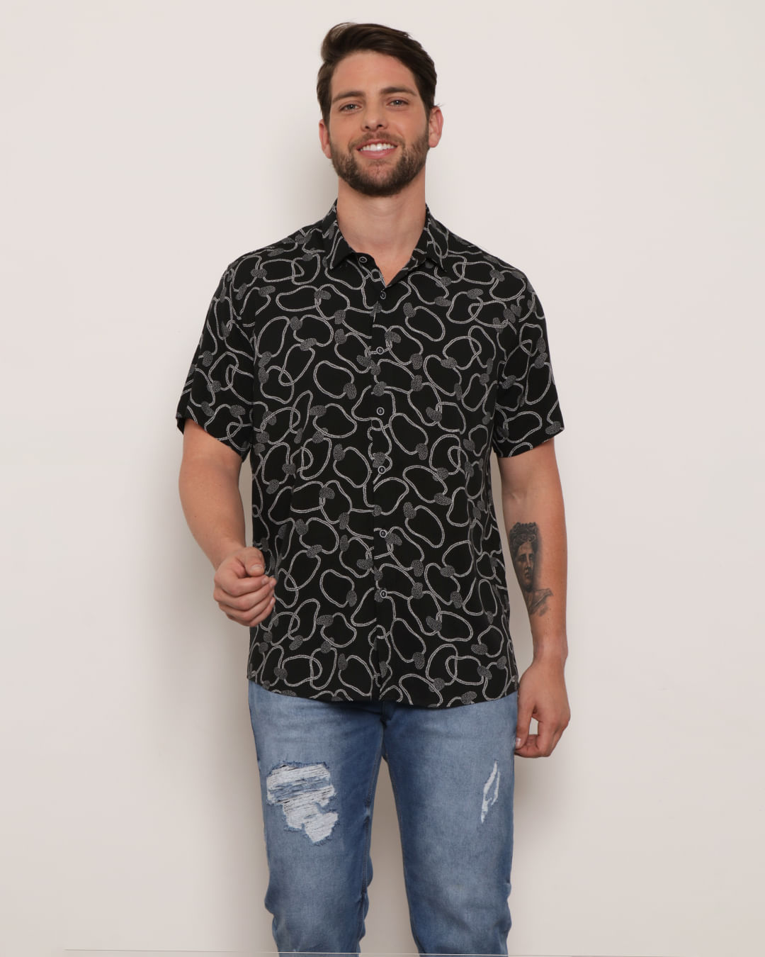 Camisa-Masculina-Casual-Viscose-Estampada-Caju-Preta