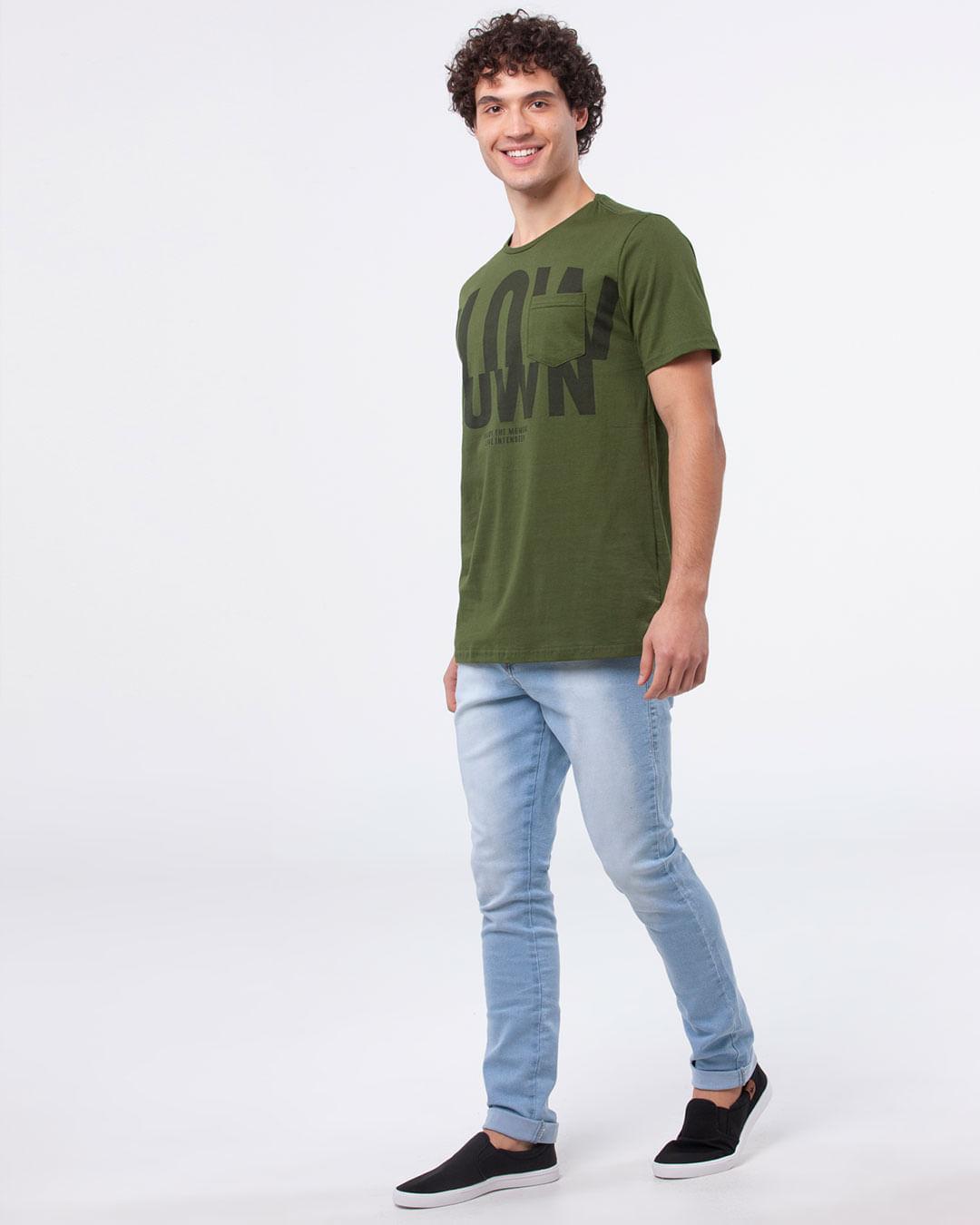Camiseta-Masculina-Bolso-Pequeno-Estampa-Verde